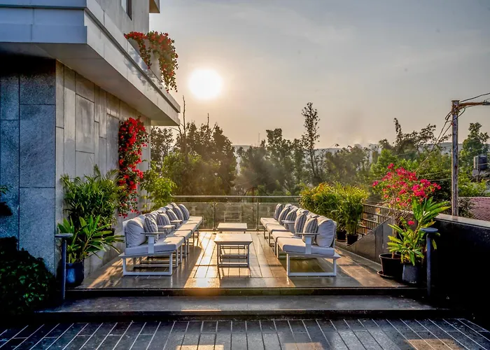 Valentia The Exotic Boutique Hotel - Pure Veg Mahabaleshwar