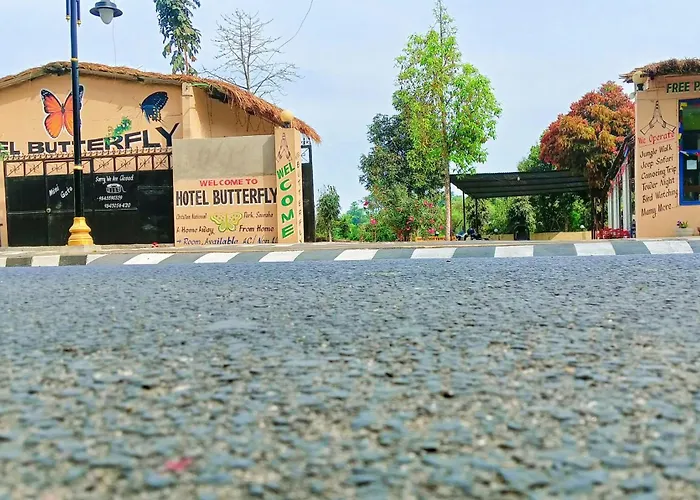 Hotel Butterfly - Peaceful Garden For Nature Lovers Sauraha