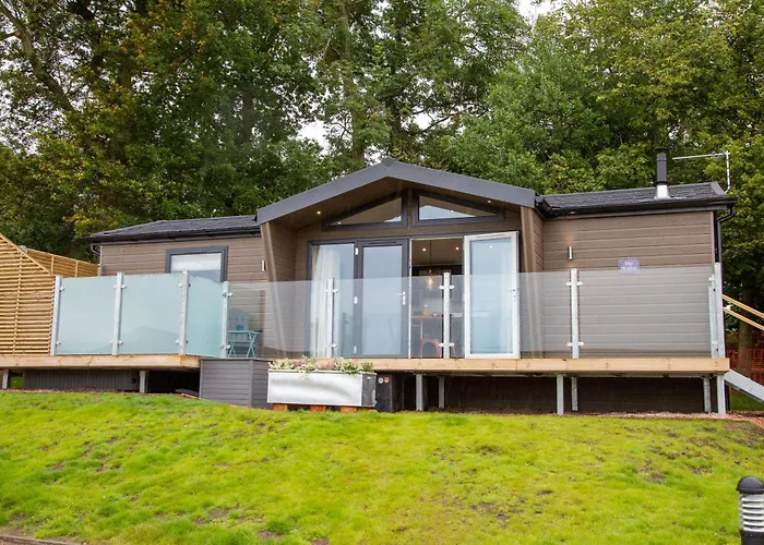 Letham Feus Lodge And Caravan Park Leven 