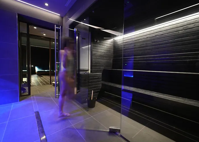 Wanderlust Hotel - Suite & Spa - Apartments & Villas - Bardolino, Lago Di Garda - Verona