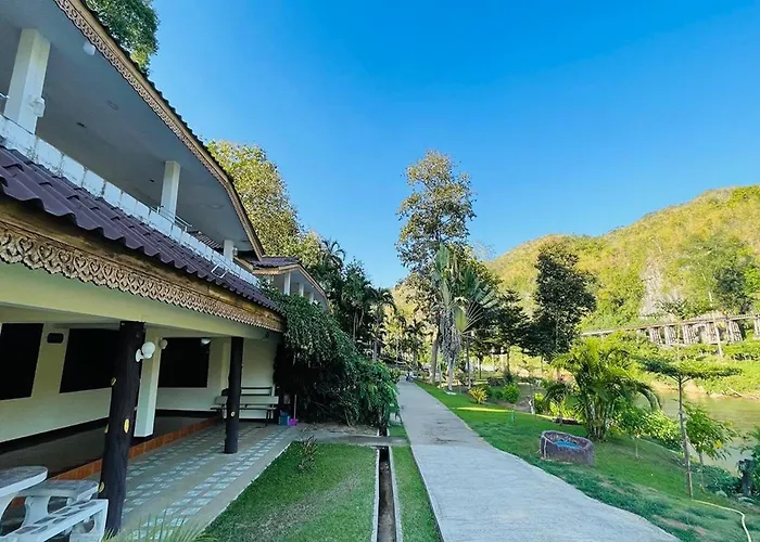 Baan Rim Kwai Paerimnam Resort กาญจนบุรี