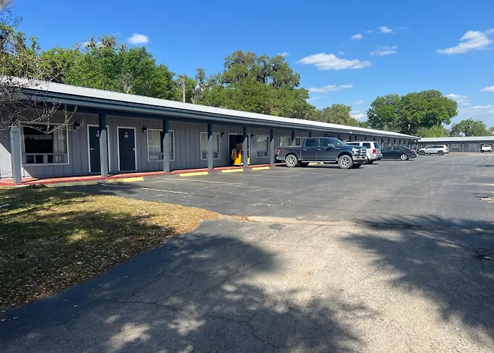 Labelle Motel