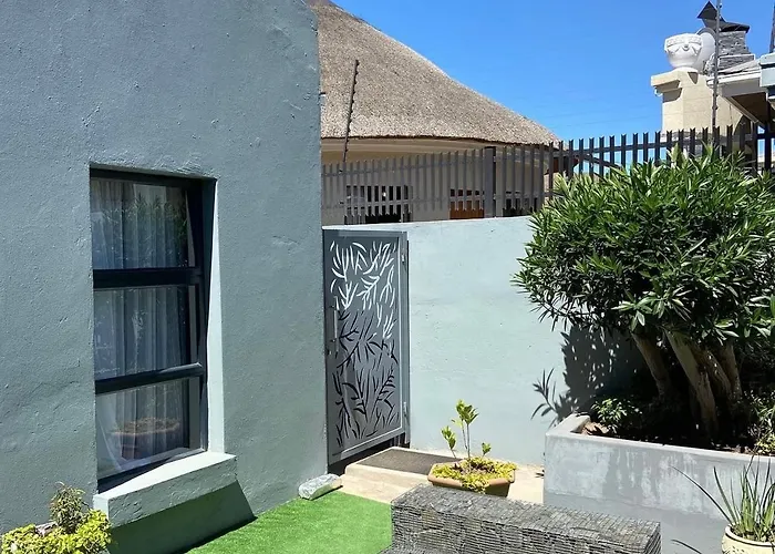 The Violet House Hotel Maseru