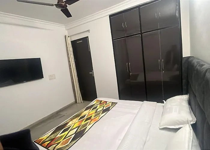 Royal Townhouse Hotel New Delhi
