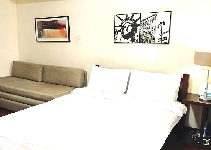 Mosaic Tower Aparthotel Makati City