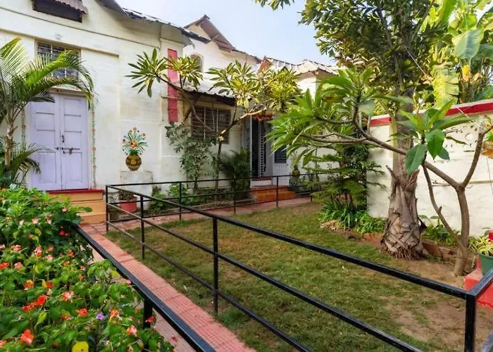Hotel Sanand Heritage Mount Abu