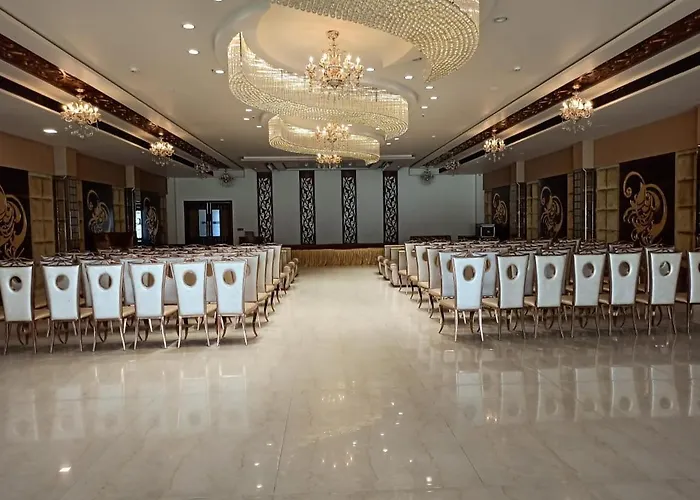 Hotel Radiance Park Rampur 