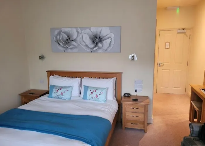 Masons Arms Hotel Montacute