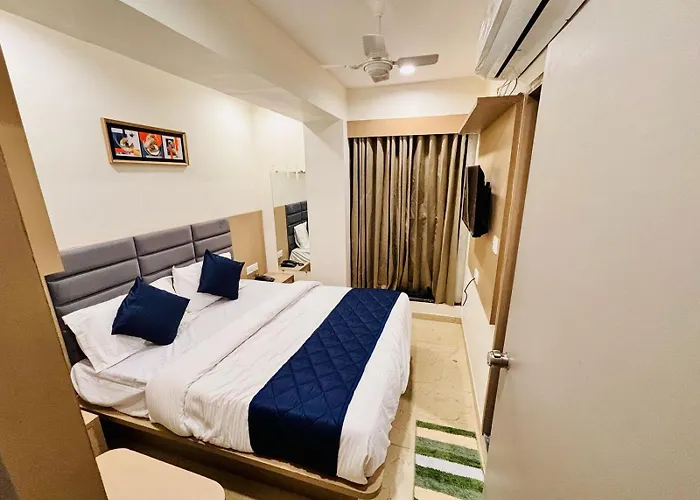 Hotel Royal Square Ahmedabad