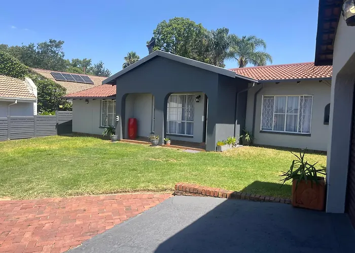 House 22 On Alice Hotel Centurion