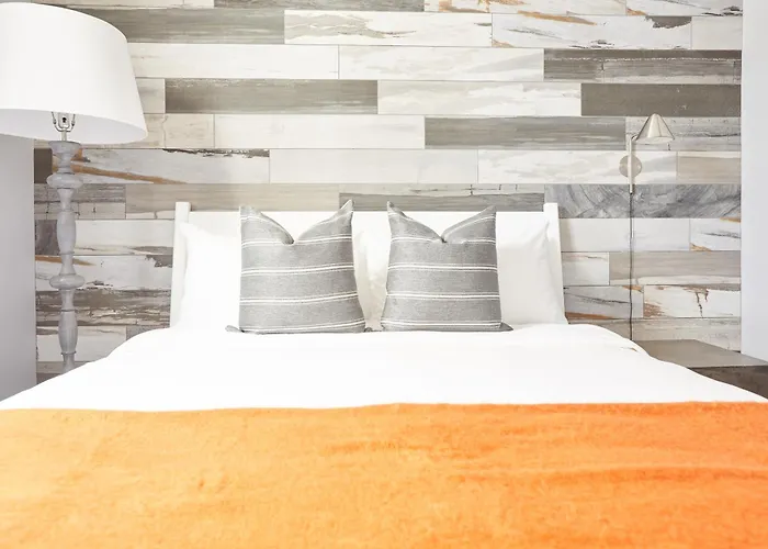 La Tumu Boutique Hotel Toronto