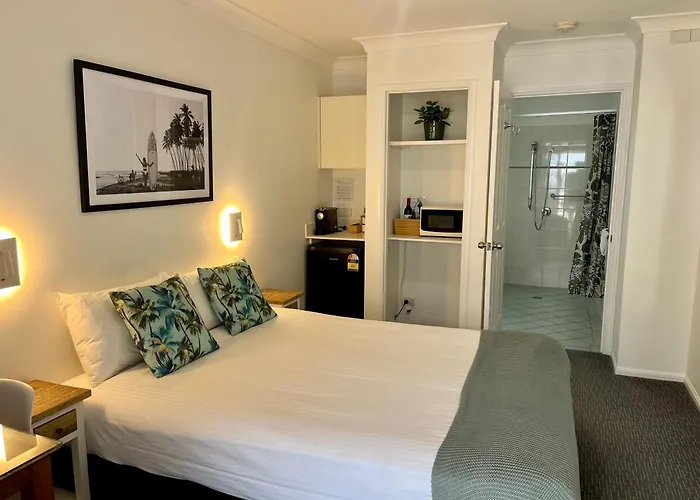 The Carmel Yamba Motel