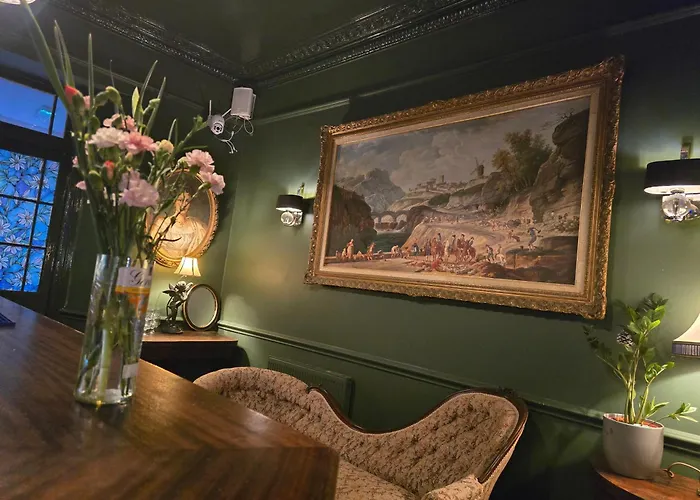 Queens Court Hotel Exeter
