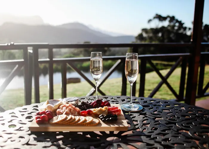 Montmartre Chalets & Venue Franschhoek