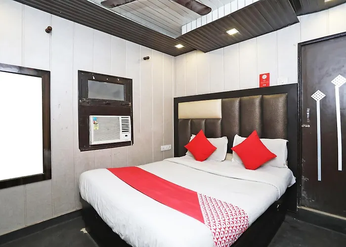 Hotel O Shri Sai International New Delhi