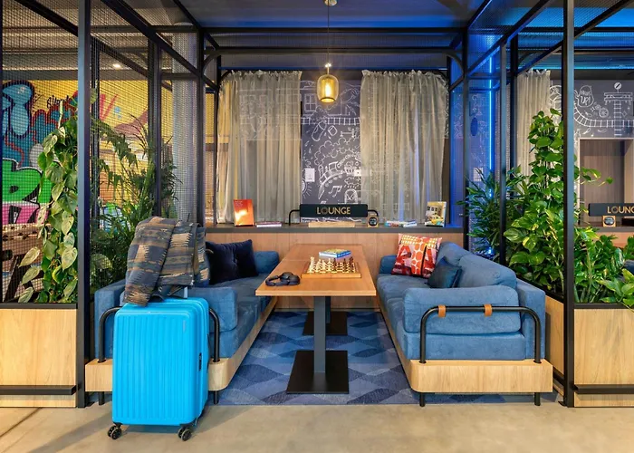 Moxy Berlin Ostbahnhof Hotel