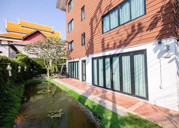 The Experience Walking Street Chiang Mai Hotel