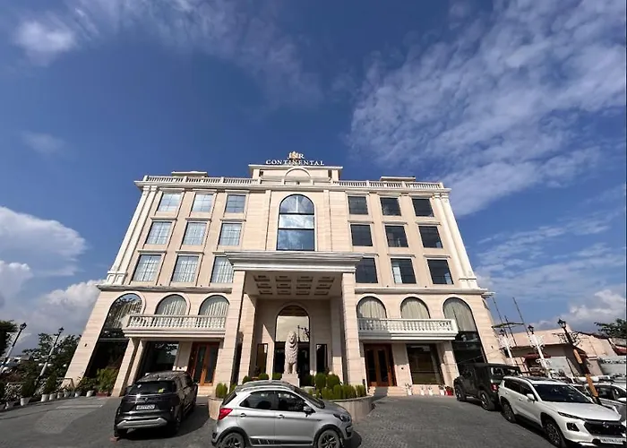 Hotel Jsr Continental Dehradun
