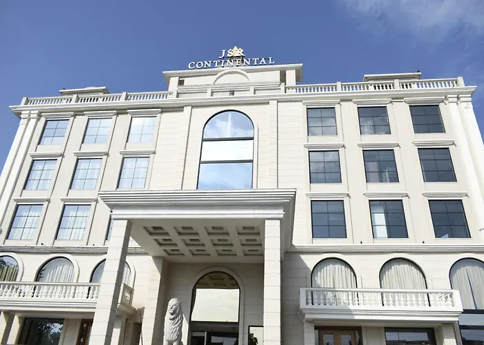 Hotel Jsr Continental Dehradun