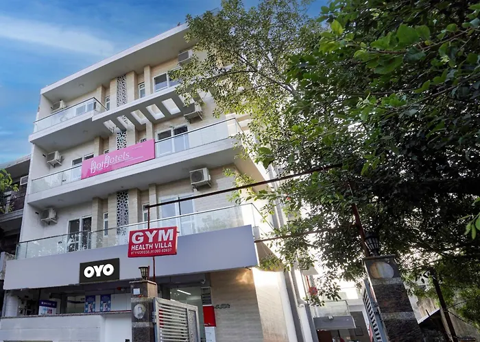 Hotel O Golden Admire Noida