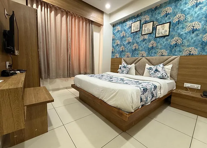 Hotelsuncity Inn Vadodara