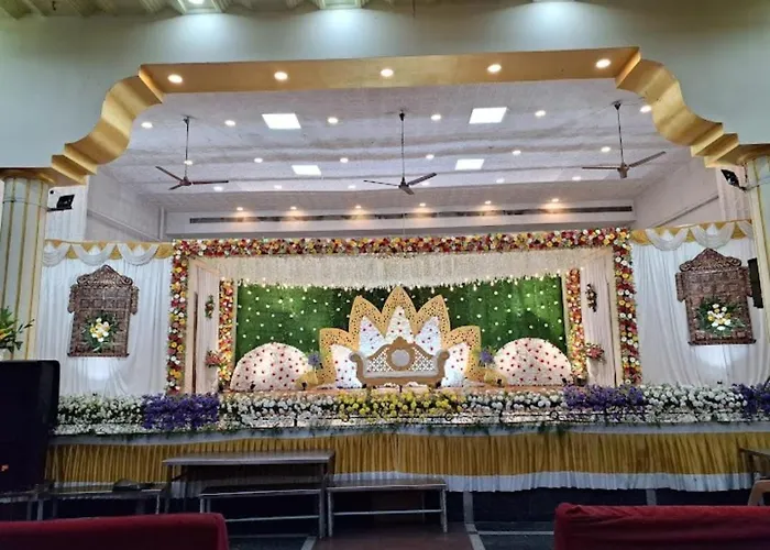 Ns Vijay Shesha Mahal Hotel Tiruvannamalai