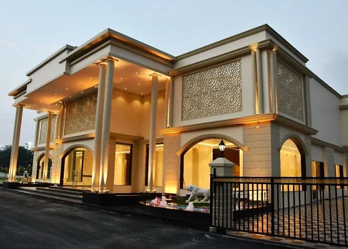 Hotel Mayur Sitapur