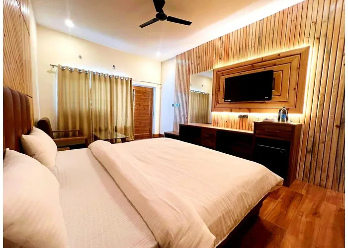 Grg Anant Vilas Hotel Bhimtal Bhowali
