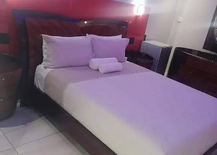 Louisville Guest Lodge Bedfordview Johannesburg