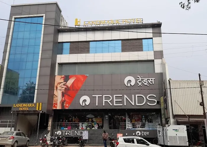 Landmark Hotel Sitapur