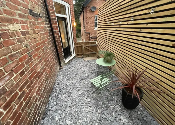 The Willows Boutique Stays By I-Stay Whitby