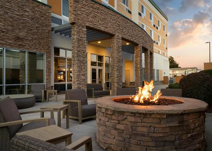 Courtyard By Marriott Fayetteville Fort Bragg Spring Lake