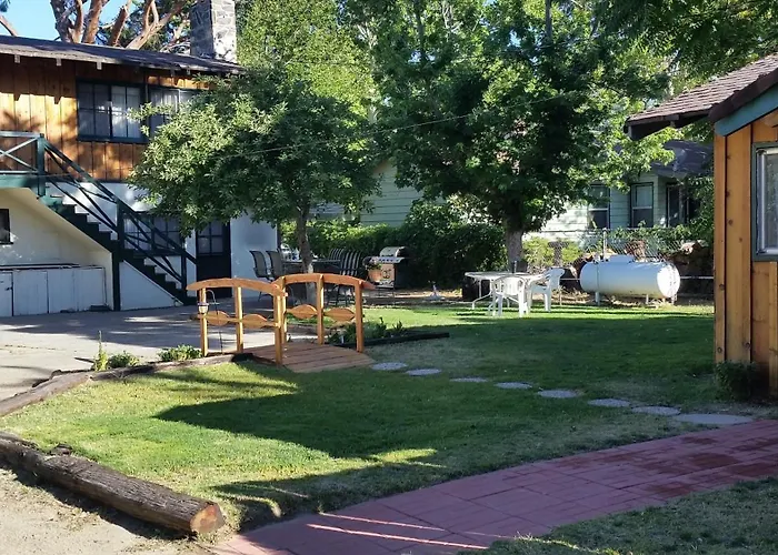 Kern Riverfront Lodge Kernville