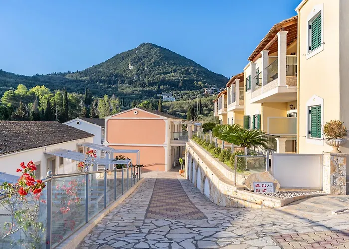 Loulass Village Aparthotel Mesongi