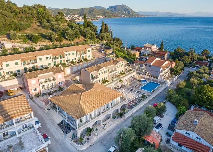 Loulass Village Aparthotel Mesongi