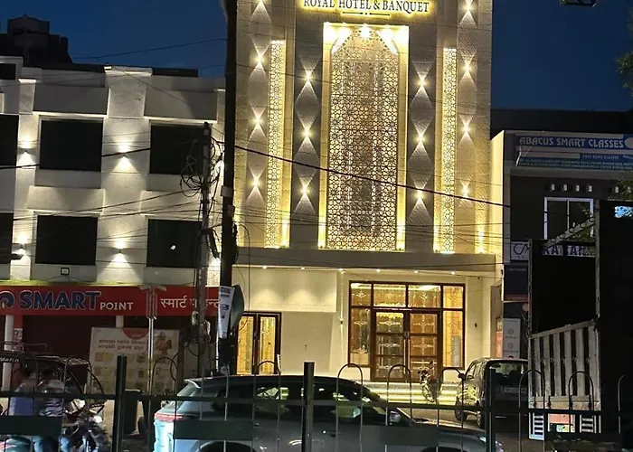 Royal 9 Hotel & Banquet Meerut