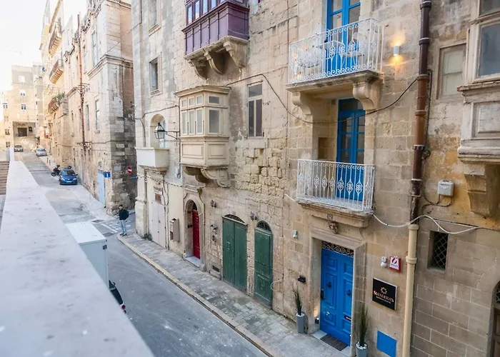 Mandera'S Boutique Suites & Dorms Valletta