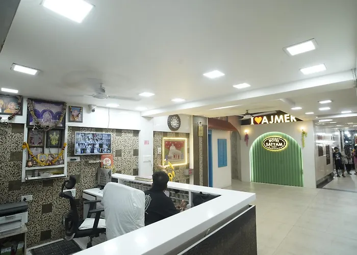 Satyam 2 Min. Walking Distance From Dargah Hotel Ajmer