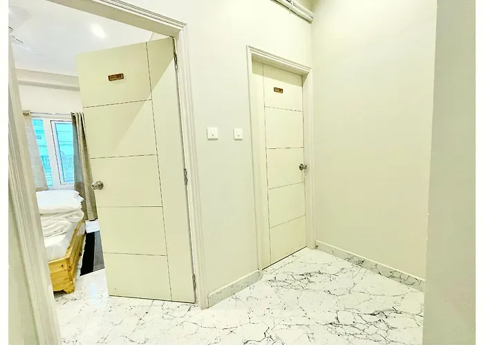 Puri Hotel Golden Wave Near Sea Beach And Temple Best Budget Hotel