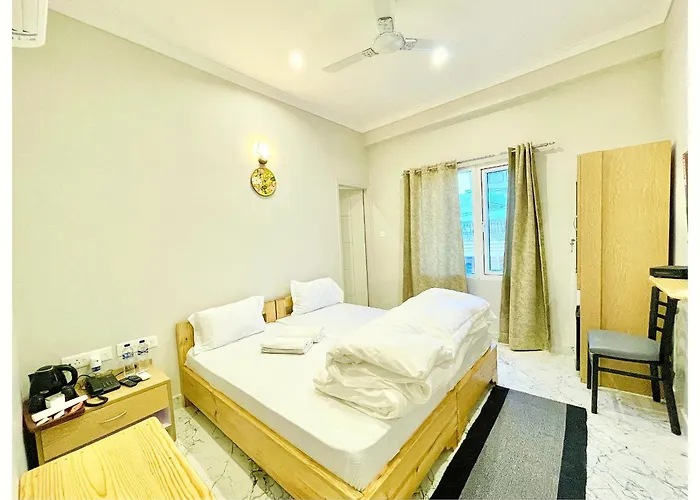Puri Hotel Golden Wave Near Sea Beach And Temple Best Budget Hotel