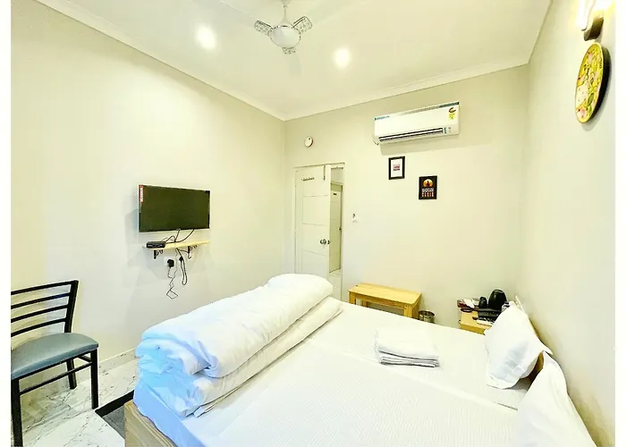 Puri Hotel Golden Wave Near Sea Beach And Temple Best Budget Hotel