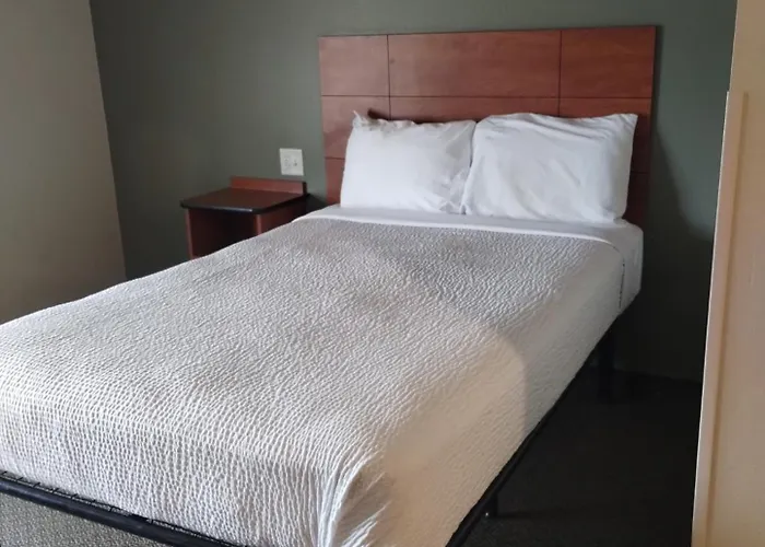 Suburban Studios Extended Stay Hotel Watford City
