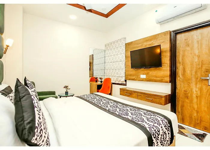 A Premium Hotel Grg Bottoms Up Villa Near Temple-Hygiene & Spacious Room Bhubaneswar