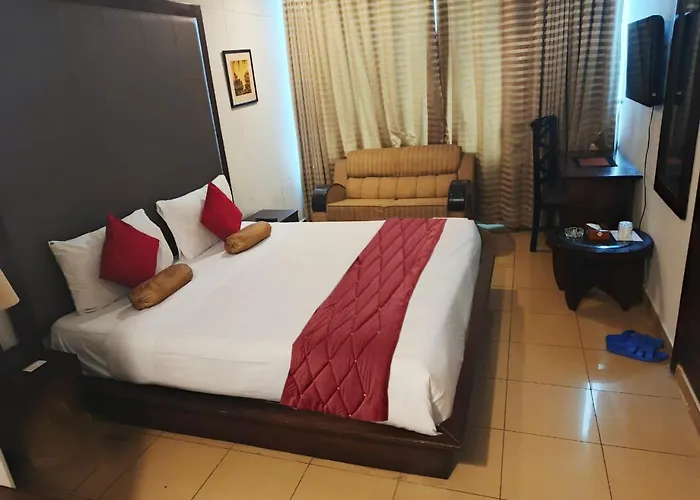Hotel Grand Inn Lahore