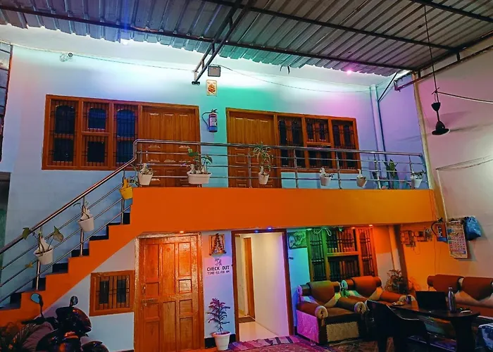Subah E Banaras Guest House - Best Guest House In Banaras For Comfort Varanasi