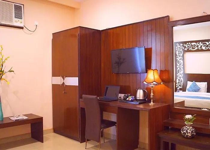 Park Square Hotel Moradabad