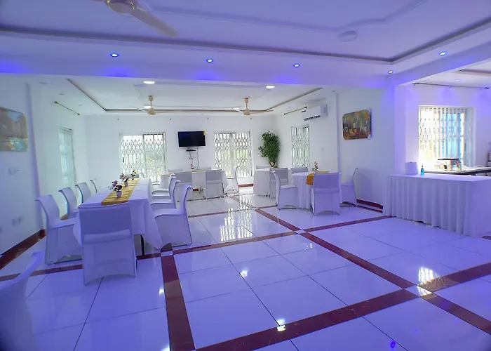 Park Springs Hotel Cape Coast