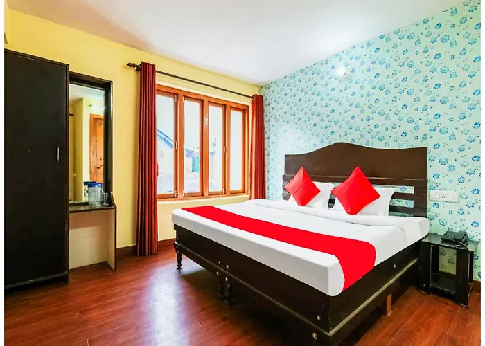 M R Chand Regency Hotel Nainital