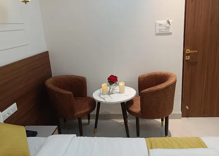 Golden Key Suites Kalyan