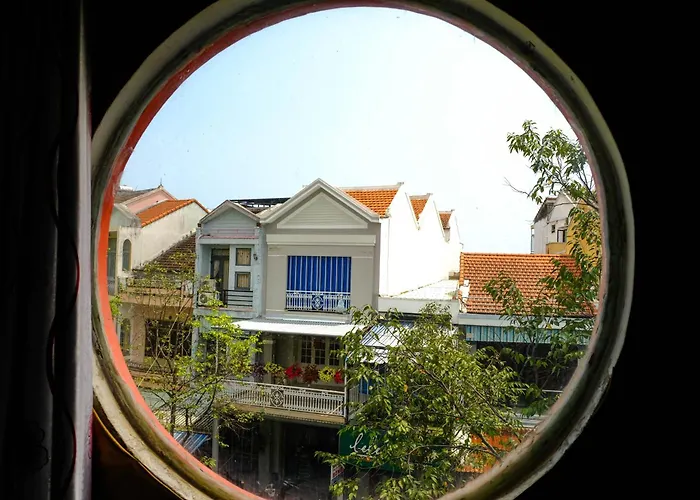 Lucky Hoi An Hotel